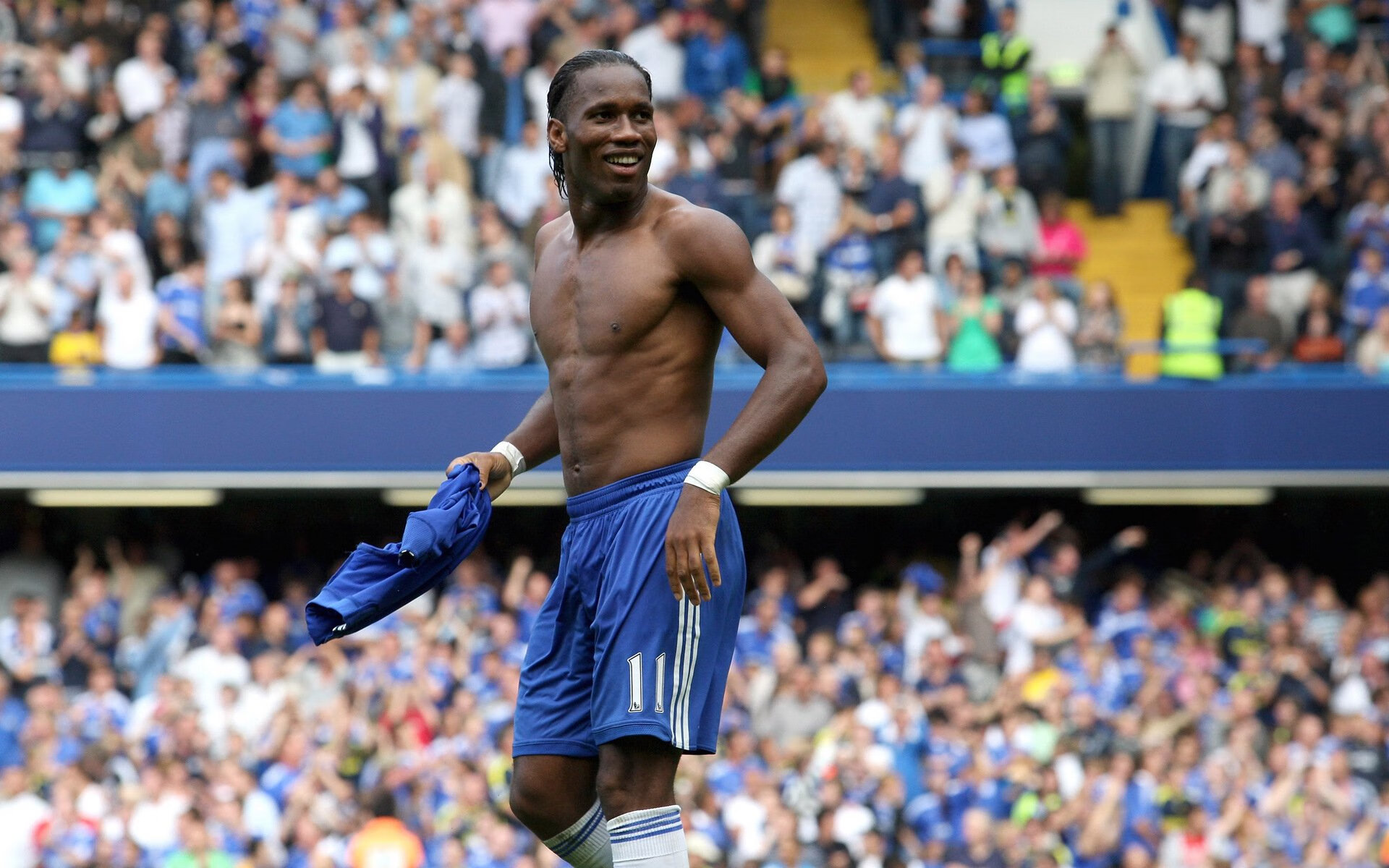 从苦难中崛起:佛罗伦萨三次十轮不胜的背后与未来希望